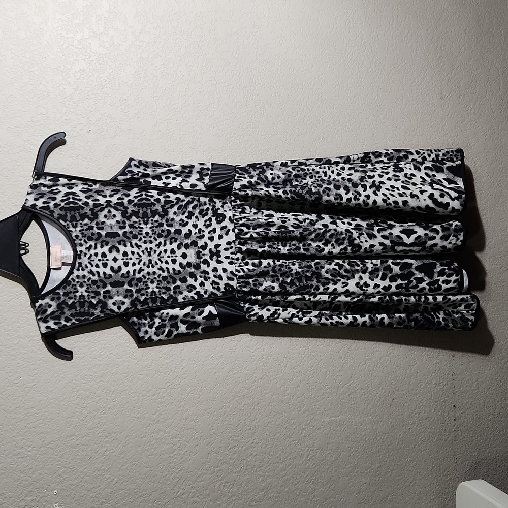 Love Ady Dress Size Medium Leopard Pleather Black Tan White